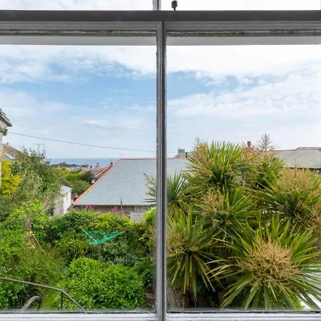 Mizpah Holiday home *